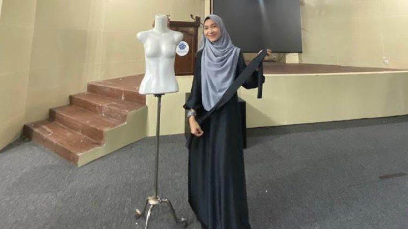 Keren! Sambil Kuliah Pradita Gustina Bikin Usaha Jahit, Ternyata Omsetnya Jutaan per Bulan